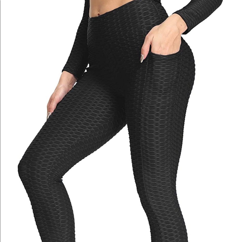 TikTok viral honeycomb scrunch butt leggings w: pockets